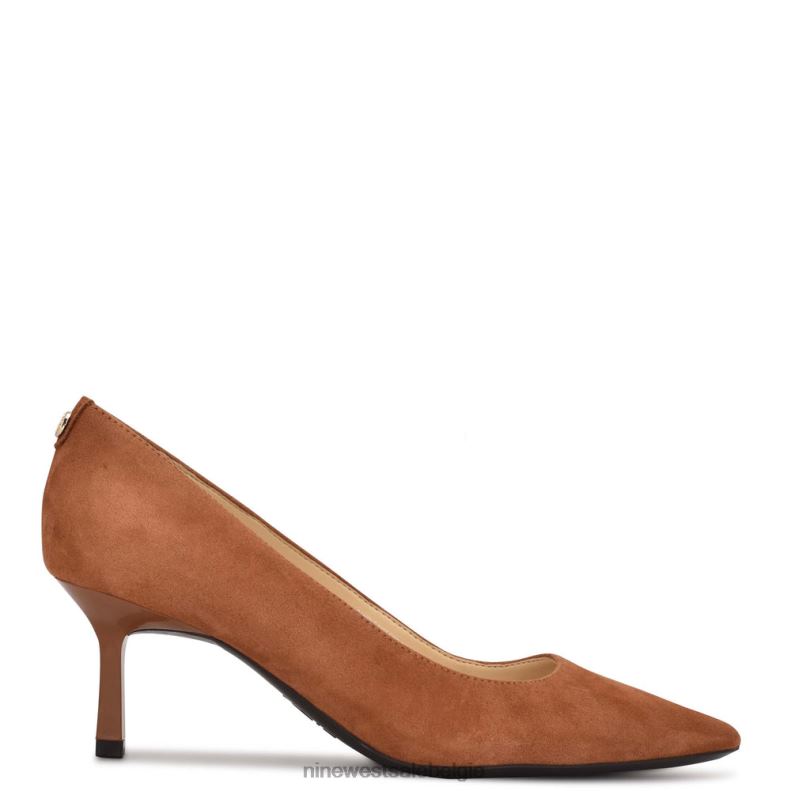 Nine West L48XT1174 cognac suède Kuna 9x9 pumps met puntige neus