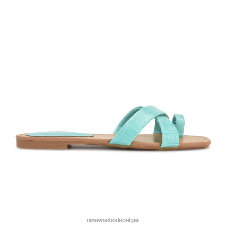 Nine West L48XT1076 aquablauw reliëf croco gestippelde platte sandalen