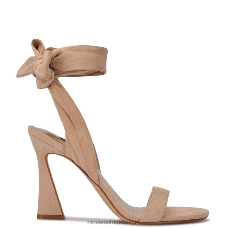 Nine West L48XT2039 beige suède Kelsie sandalen met enkelwikkel en hak